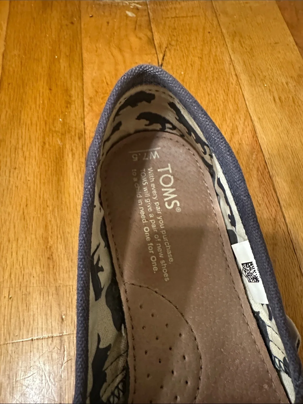 Toms one pair
